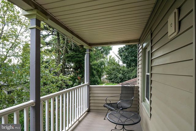 112 W DONEGAL ST, Mount Joy, PA 17552