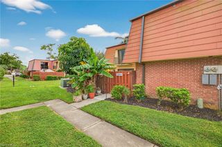 1544 Park Meadows DR # 4, Fort Myers, FL 33907
