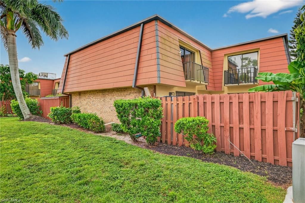 1544 Park Meadows DR 4, FORT MYERS, FL 33907 — photo 2
