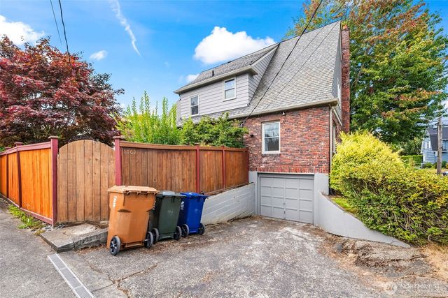 1109 N Cedar Street, Tacoma, WA 98406