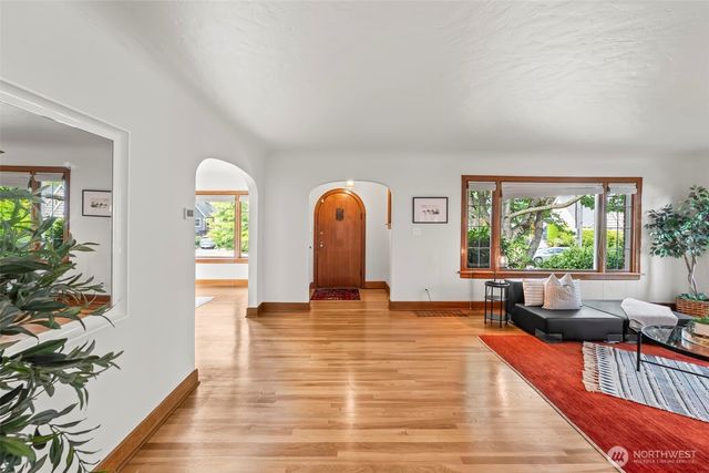 1109 N Cedar Street, Tacoma, WA 98406