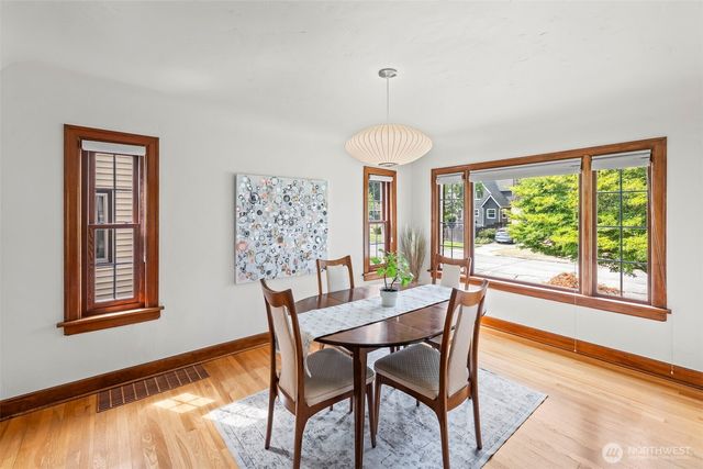 1109 N Cedar Street, Tacoma, WA 98406