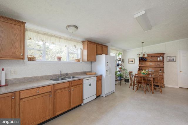 146 GLEN ROY RD, Nottingham, PA 19362