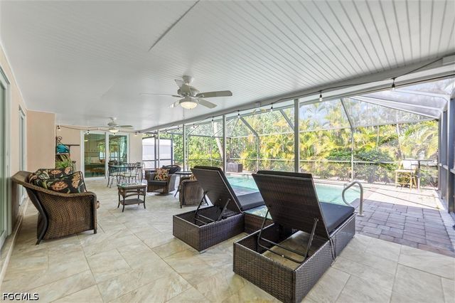 9428 Moonlight DR, Sanibel, FL 33957