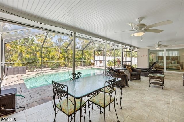 9428 Moonlight DR, Sanibel, FL 33957