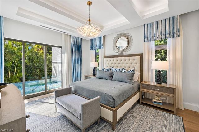 790 6th AVE N, Naples, FL 34102