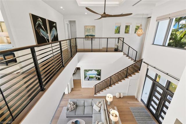 790 6th AVE N, Naples, FL 34102