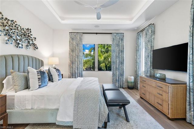 790 6th AVE N, Naples, FL 34102