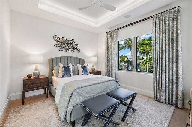 790 6th AVE N, Naples, FL 34102