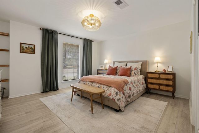 2106 Lexington Woods Drive, Spring, TX 77373