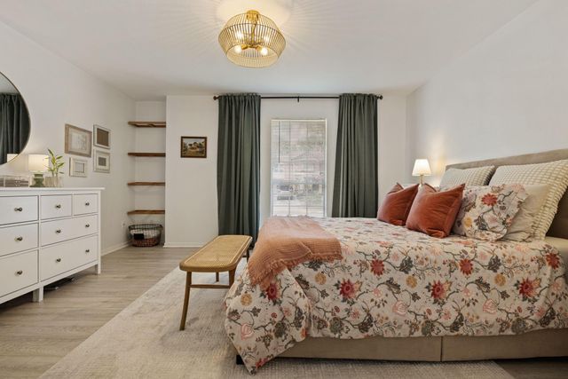 2106 Lexington Woods Drive, Spring, TX 77373