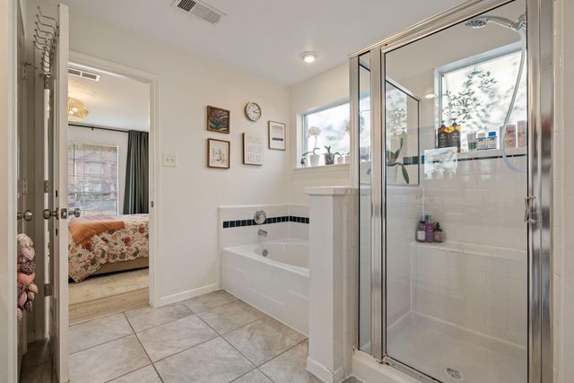 2106 Lexington Woods Drive, Spring, TX 77373