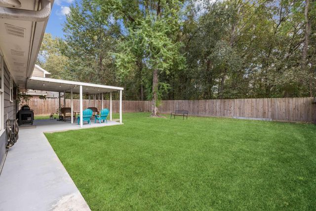 2106 Lexington Woods Drive, Spring, TX 77373