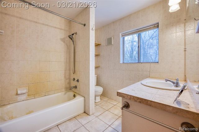 23675 Novi Road, Novi, MI 48375