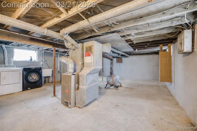 23675 Novi Road, Novi, MI 48375