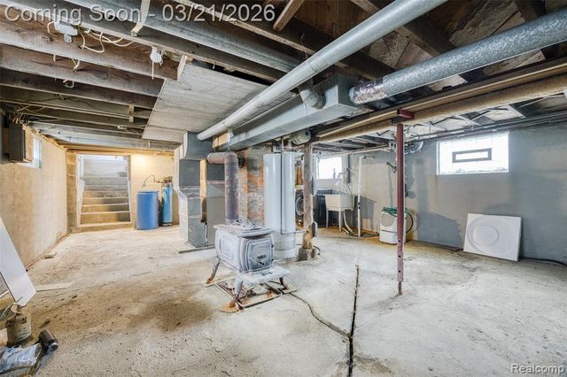 23675 Novi Road, Novi, MI 48375