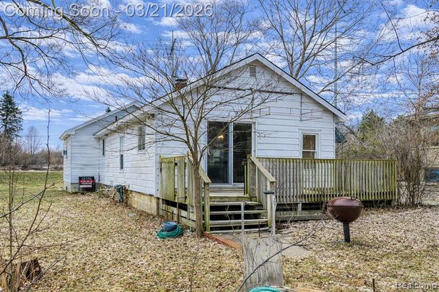 23675 Novi Road, Novi, MI 48375