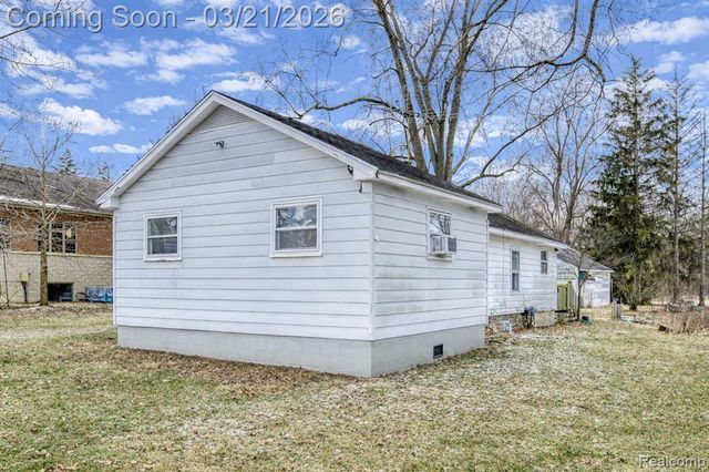 23675 Novi Road, Novi, MI 48375