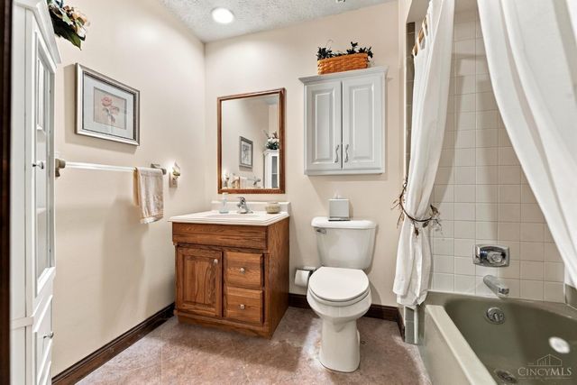 5696 Liberty Fairfield Road, Liberty Twp, OH 45011