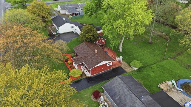 336 Hollybrook Road, Henrietta, NY 14623