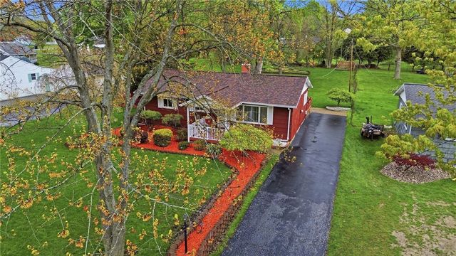 336 Hollybrook Road, Henrietta, NY 14623