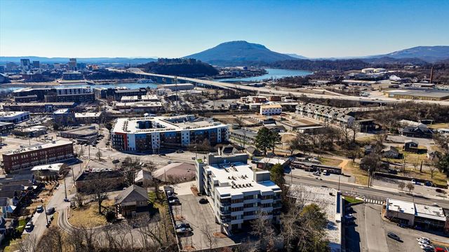 411 Fairpoint Street 202, Chattanooga, TN 37405