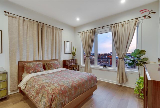 411 Fairpoint Street 202, Chattanooga, TN 37405