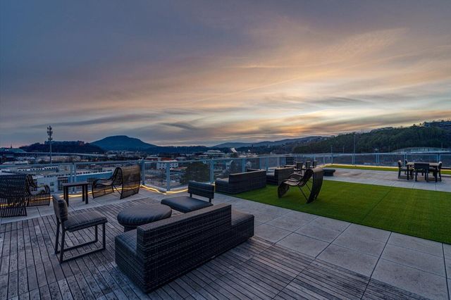 411 Fairpoint Street 202, Chattanooga, TN 37405