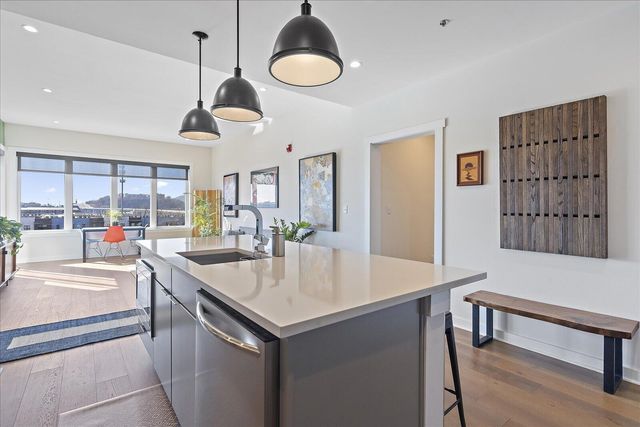 411 Fairpoint Street 202, Chattanooga, TN 37405