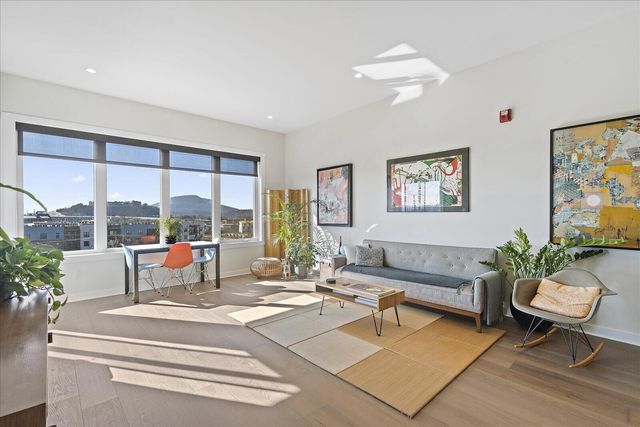 411 Fairpoint Street 202, Chattanooga, TN 37405