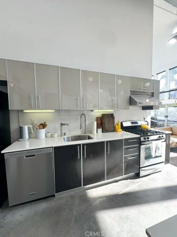 4215 Glencoe Ave 118, Marina Del Rey, CA 90292