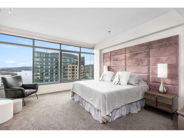 3601 S RIVER Pkwy 2805, Portland, OR 97239