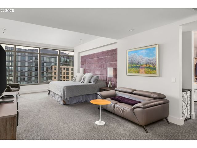 3601 S RIVER Pkwy 2805, Portland, OR 97239