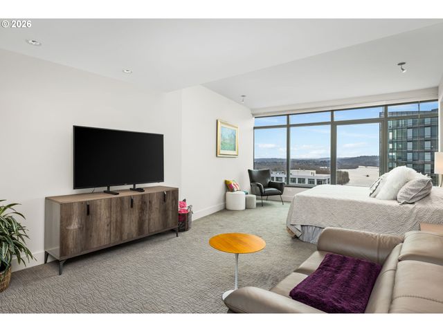 3601 S RIVER Pkwy 2805, Portland, OR 97239