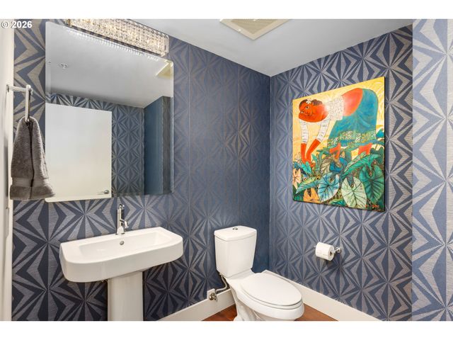 3601 S RIVER Pkwy 2805, Portland, OR 97239