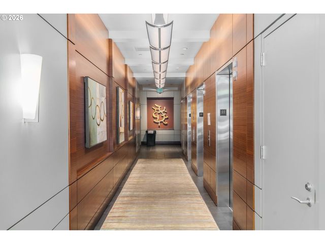 3601 S RIVER Pkwy 2805, Portland, OR 97239