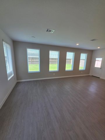 8322 Opal Pond, Angleton, TX 77515
