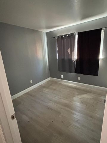 8264 Summerplace Dr, Citrus Heights, CA 95621