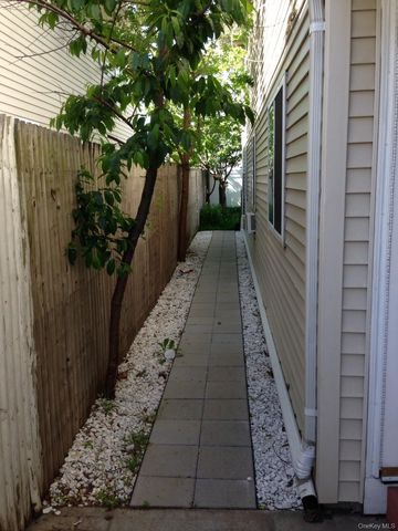 265 E Pine Street, Long Beach, NY 11561