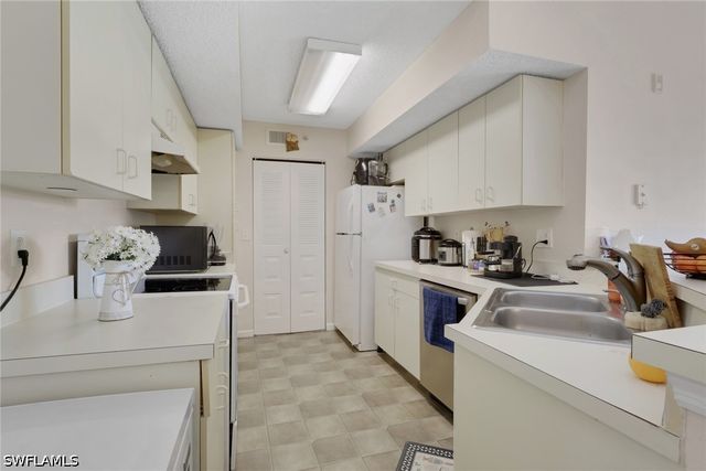 13581 Eagle Ridge DR 1421, Fort Myers, FL 33912