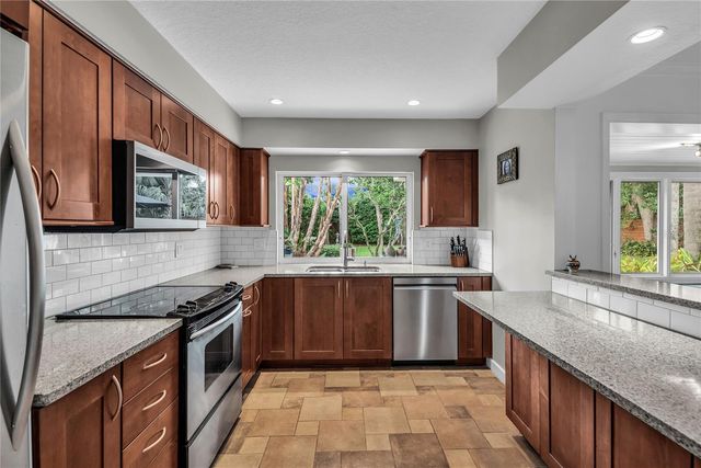 303 E JERSEY STREET, Orlando, FL 32806