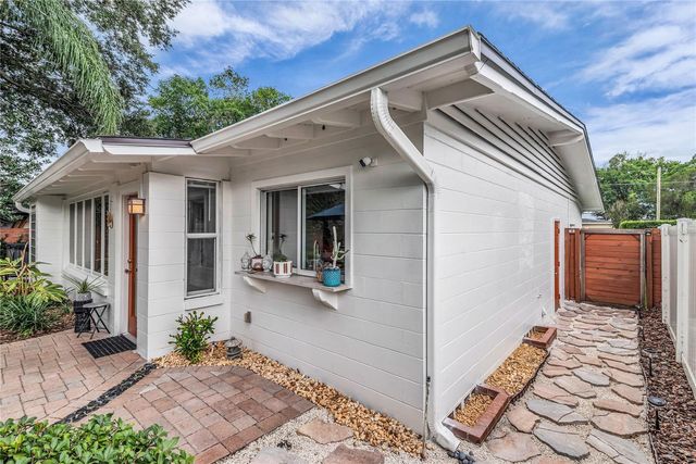 303 E JERSEY STREET, Orlando, FL 32806