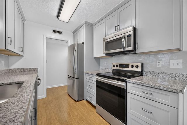 1228 MAURY ROAD 2-2D, Orlando, FL 32804