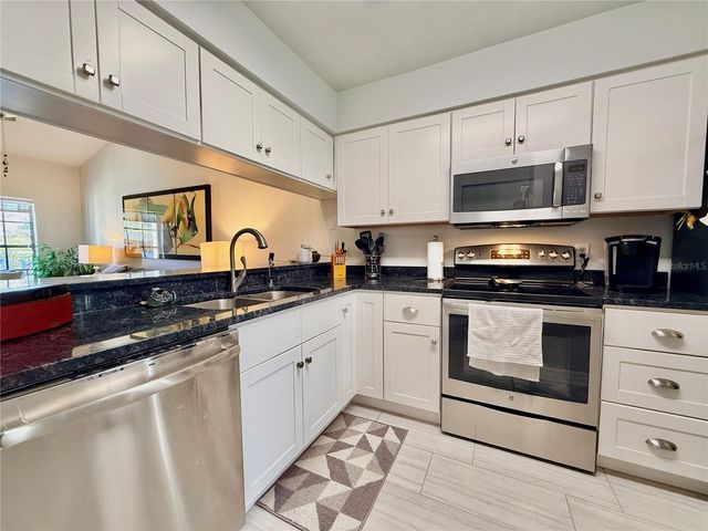 2749 COUNTRYSIDE BOULEVARD 22, Clearwater, FL 33761