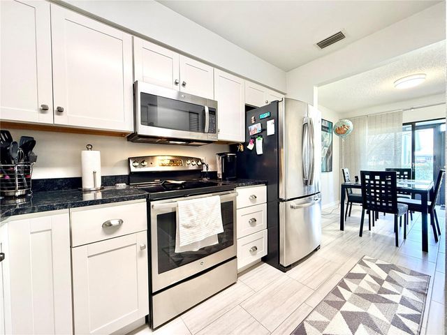 2749 COUNTRYSIDE BOULEVARD 22, Clearwater, FL 33761