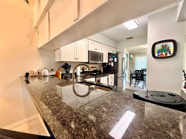 2749 COUNTRYSIDE BOULEVARD 22, Clearwater, FL 33761