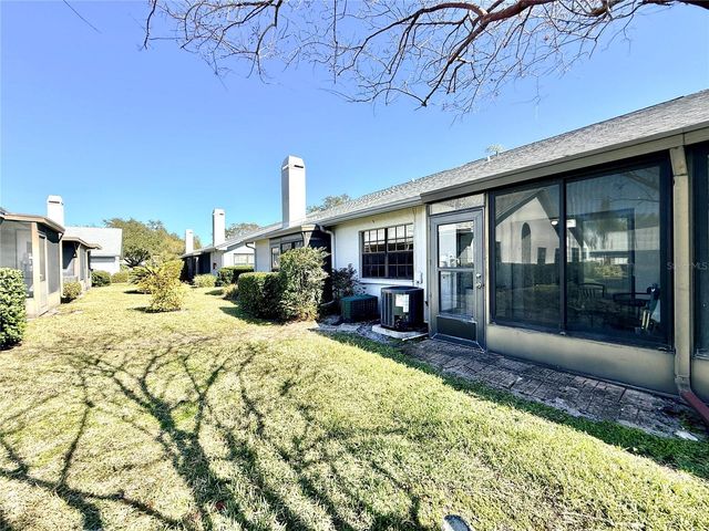 2749 COUNTRYSIDE BOULEVARD 22, Clearwater, FL 33761