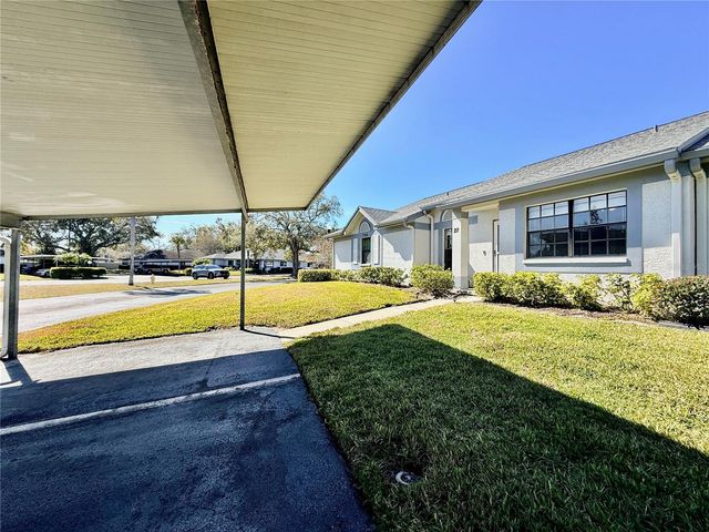 2749 COUNTRYSIDE BOULEVARD 22, Clearwater, FL 33761