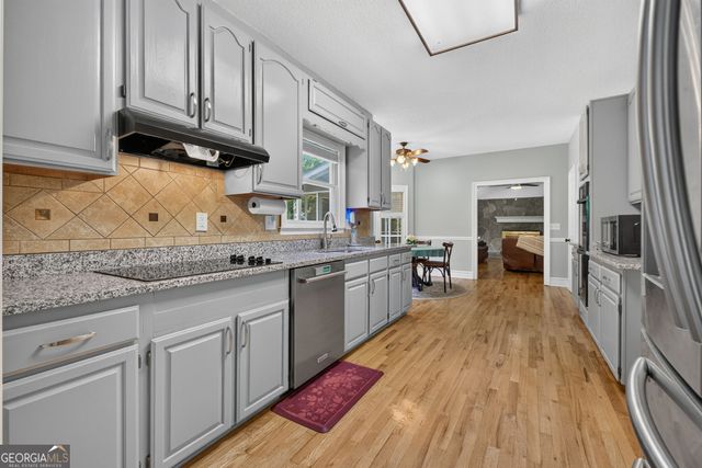 80 Allie Drive, Mcdonough, GA 30252
