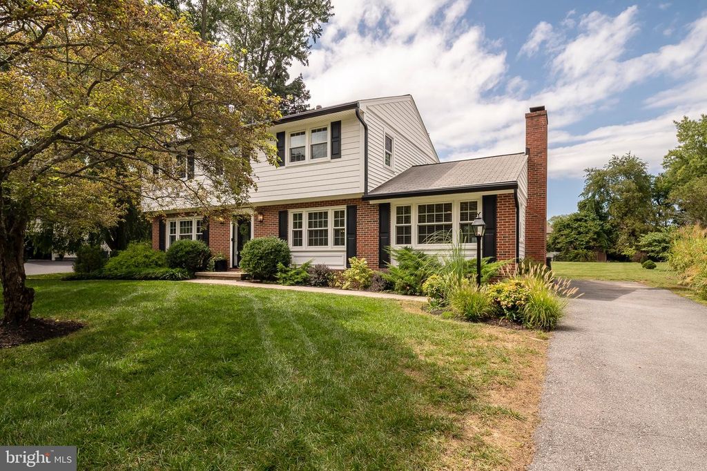 4678 S LEISURE CT, Ellicott City, MD 21043